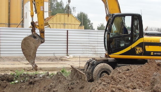 Выкопать яму экскаватором в Учалах от 927 руб. - 2Землекопа-Члы
