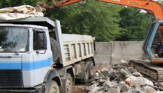 Вывоз строительного мусора с участка в Учалах недорого от 1544 руб. | 2Землекопа-Члы